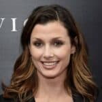 Bridget Moynahan - Famous Model