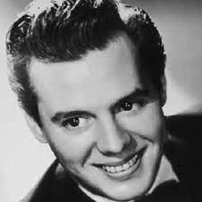 Desi Arnaz - Famous Comedian