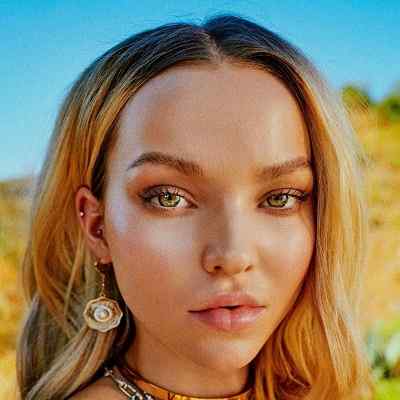 Dove Cameron - Famous Actor
