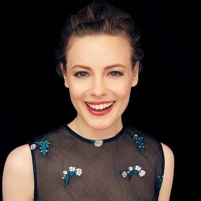 Gillian Jacobs - Famous Actor