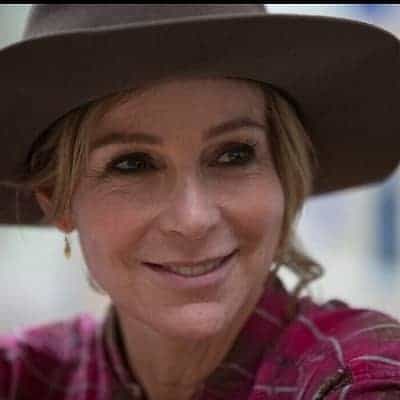 Jennifer Grey - Famous Voice Actor