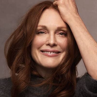 Julianne Moore net worth in Actors category
