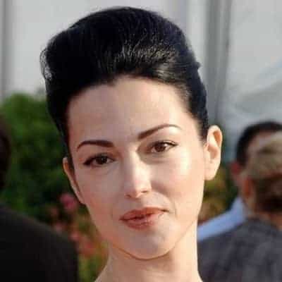 Julie Dreyfus - Famous Actor