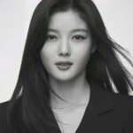 Kim Yoo-jung - Famous Celebrity