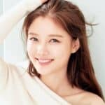 Kim Yoo-jung - Famous Celebrity