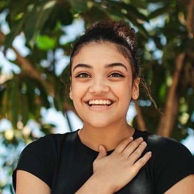 Laurie Hernandez net worth in Olympians category
