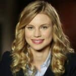 Lucy Fry - Famous Model