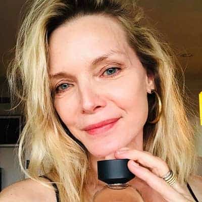 Michelle Pfeiffer net worth in Actors category