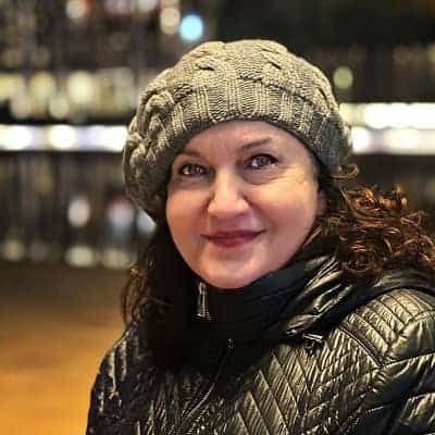 Olga Merediz - Famous Actor