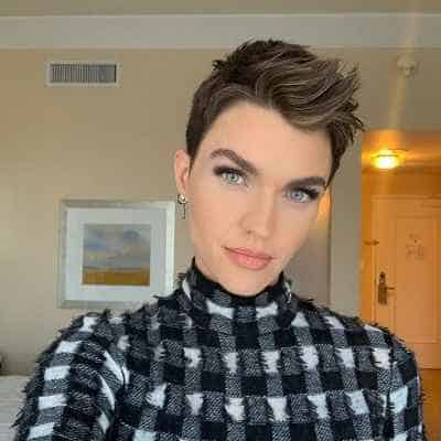 Ruby Rose - Famous Vj