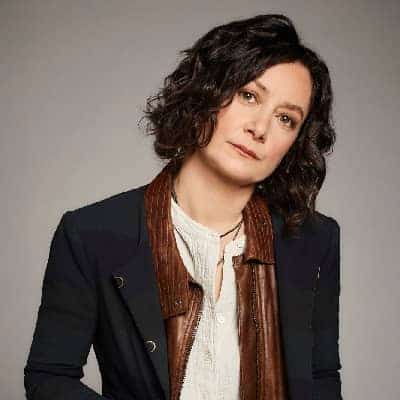 Sara Gilbert - Famous Actor