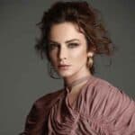 Silvia Navarro - Famous Actor