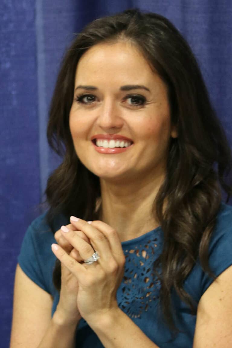 Danica McKellar - Famous Screenwriter