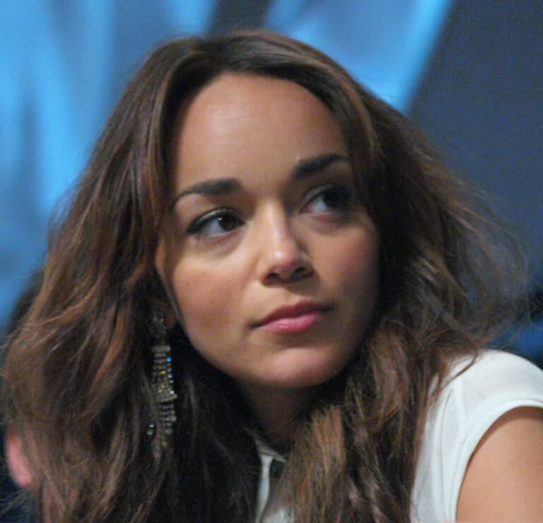 Ashley Madekwe - Famous Actor