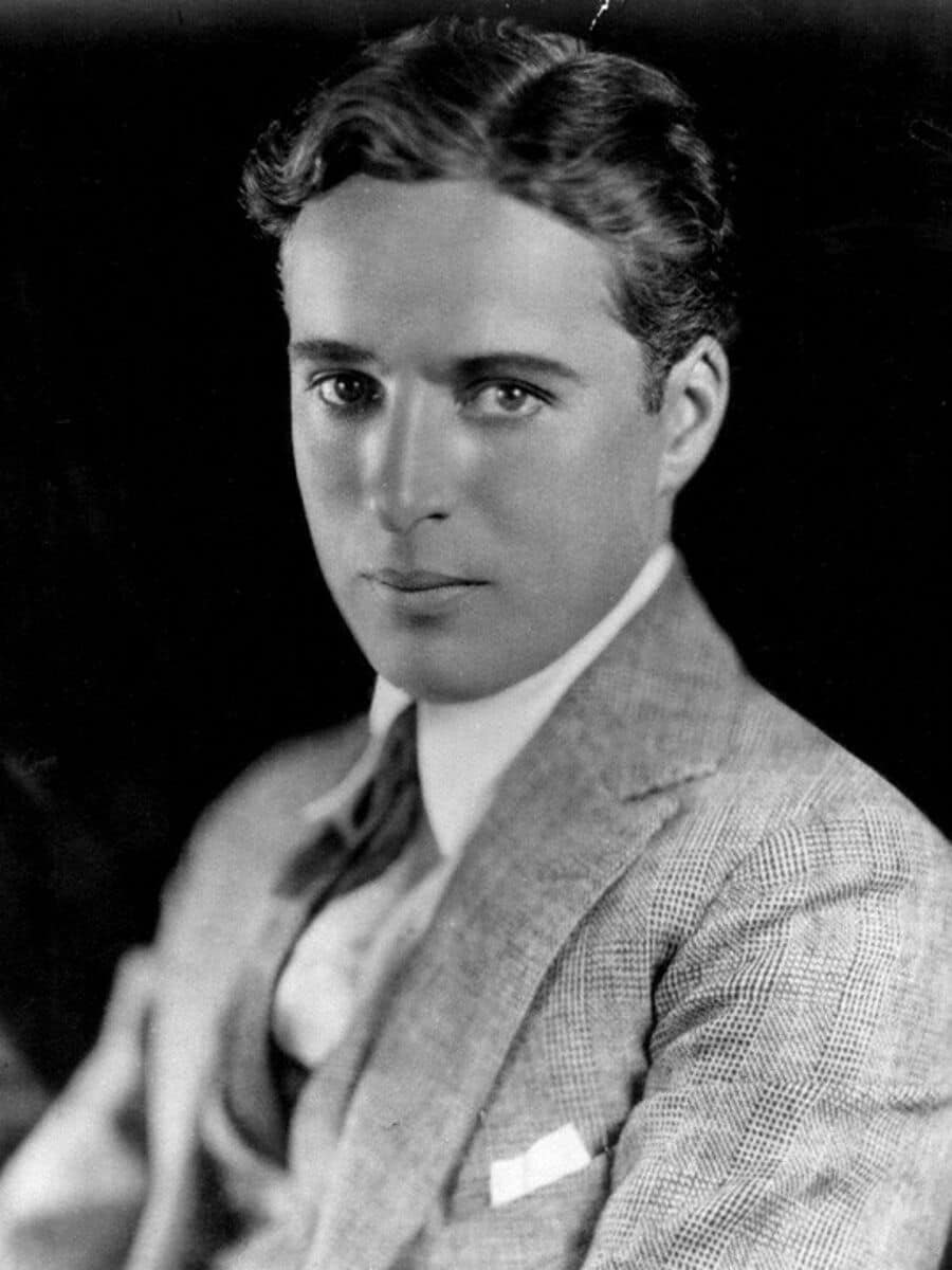 Charlie Chaplin - Famous Comedian