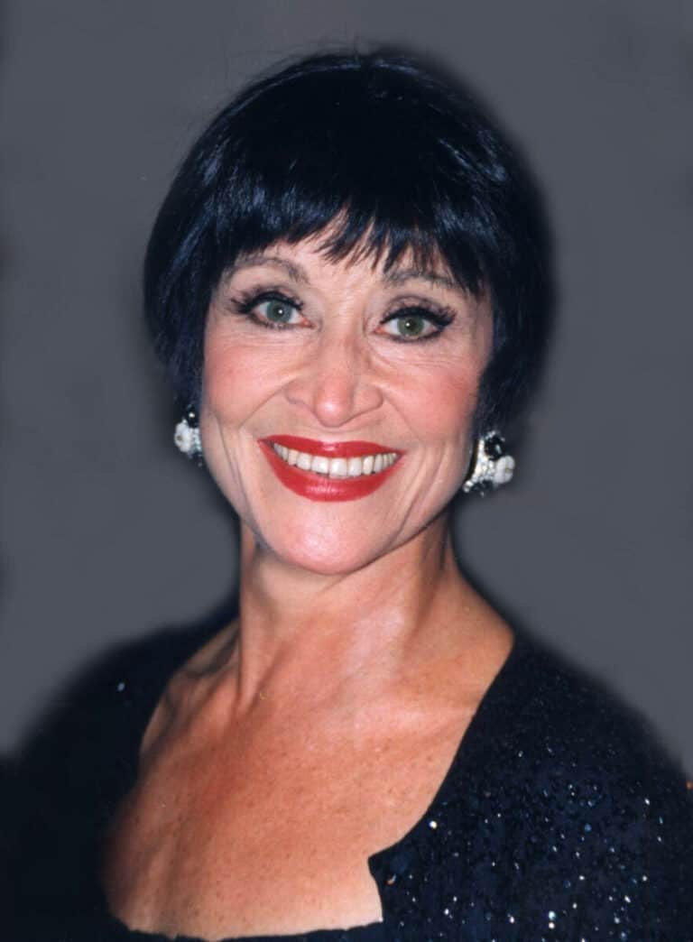 Chita Rivera - Famous Singer
