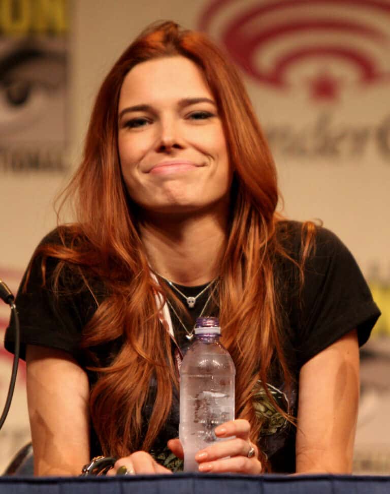 Chloe Dykstra - Famous Actor