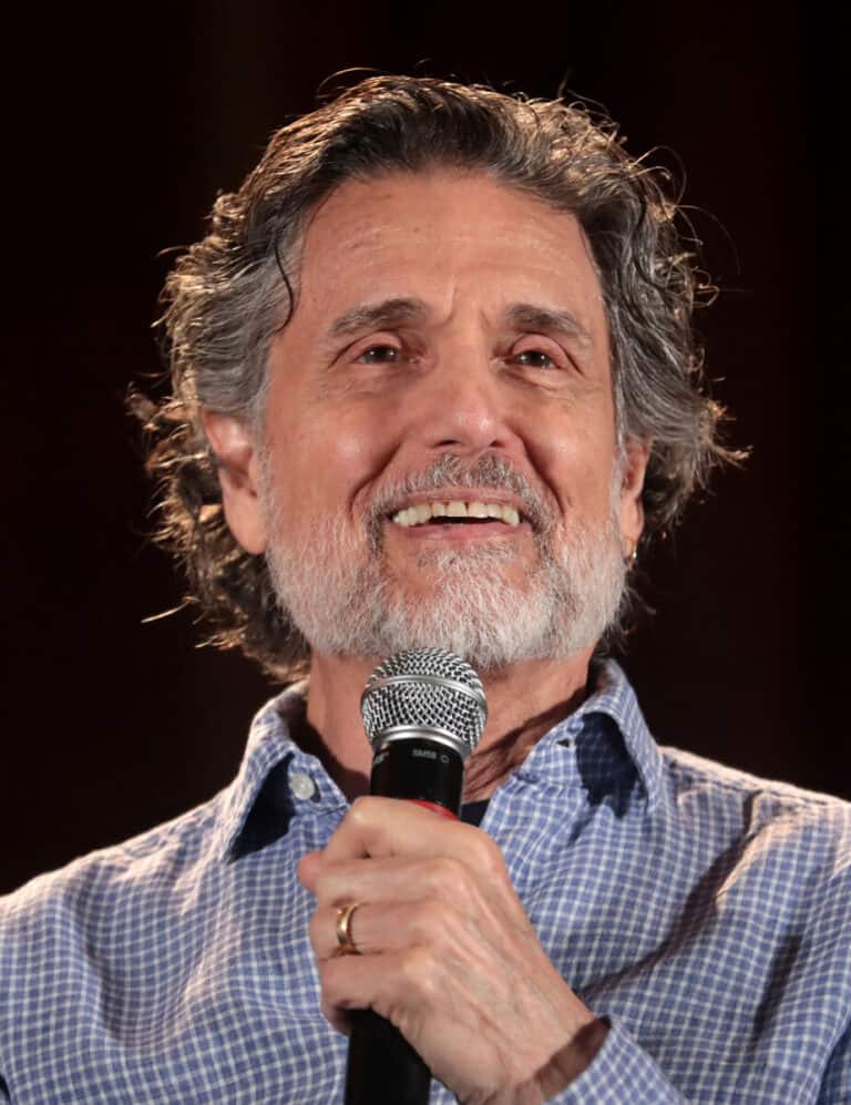Chris Sarandon - Famous Voice Actor