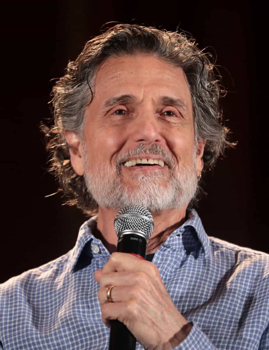 Chris Sarandon - Famous Voice Actor