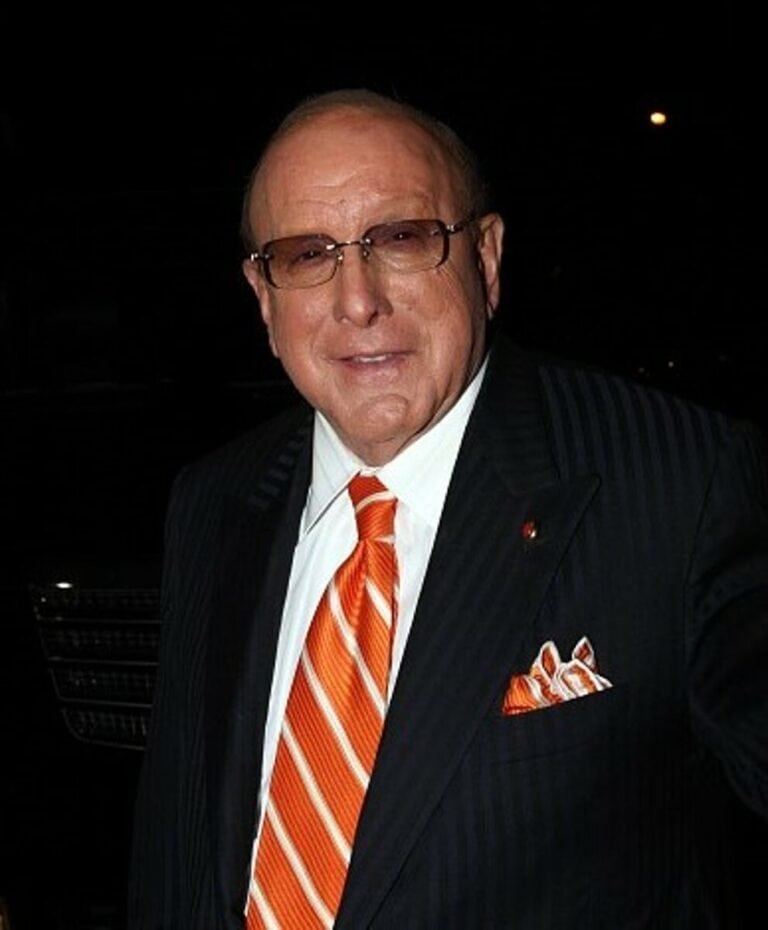Clive Davis - Famous Businessperson