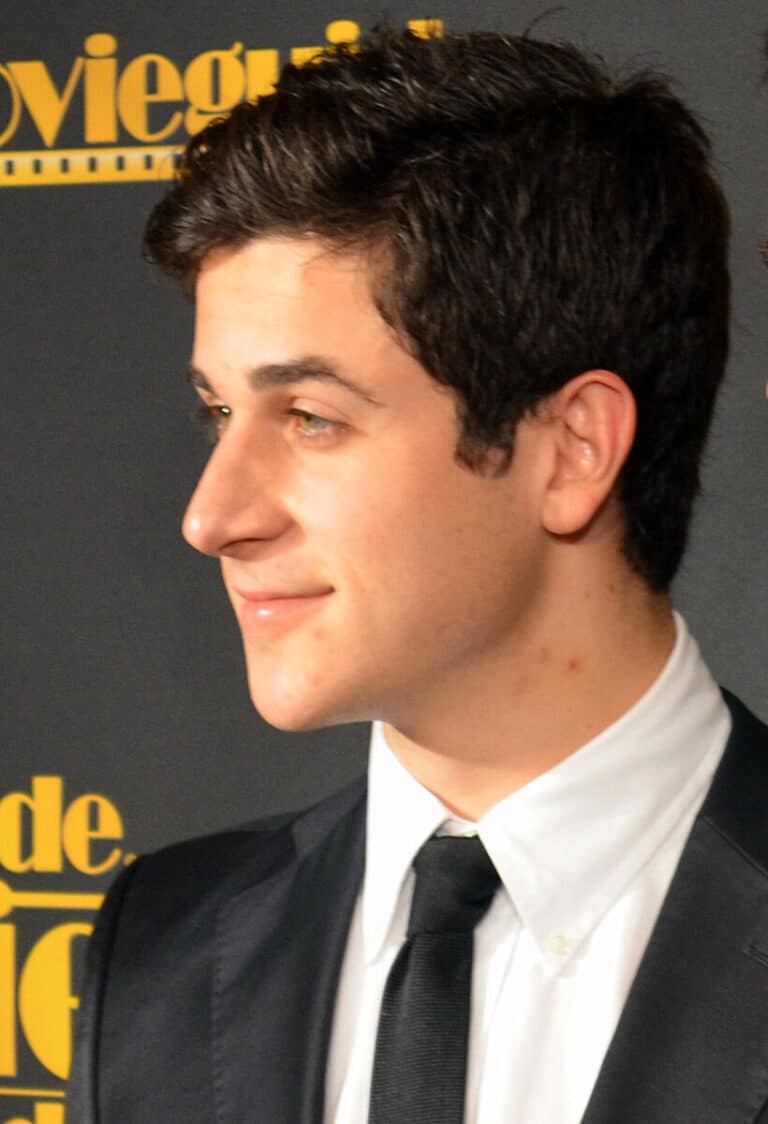 David Henrie - Famous Musician