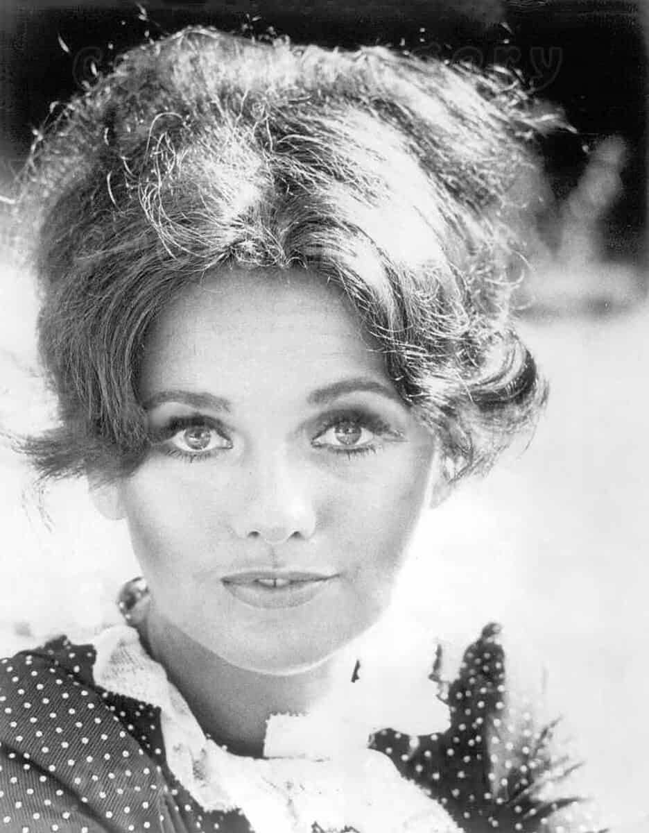 Dawn Wells net worth in Actors category