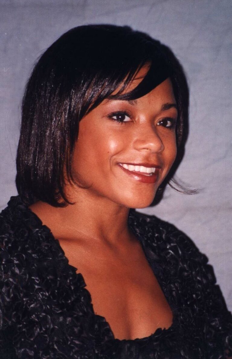 Dominique Dawes - Famous Olympian