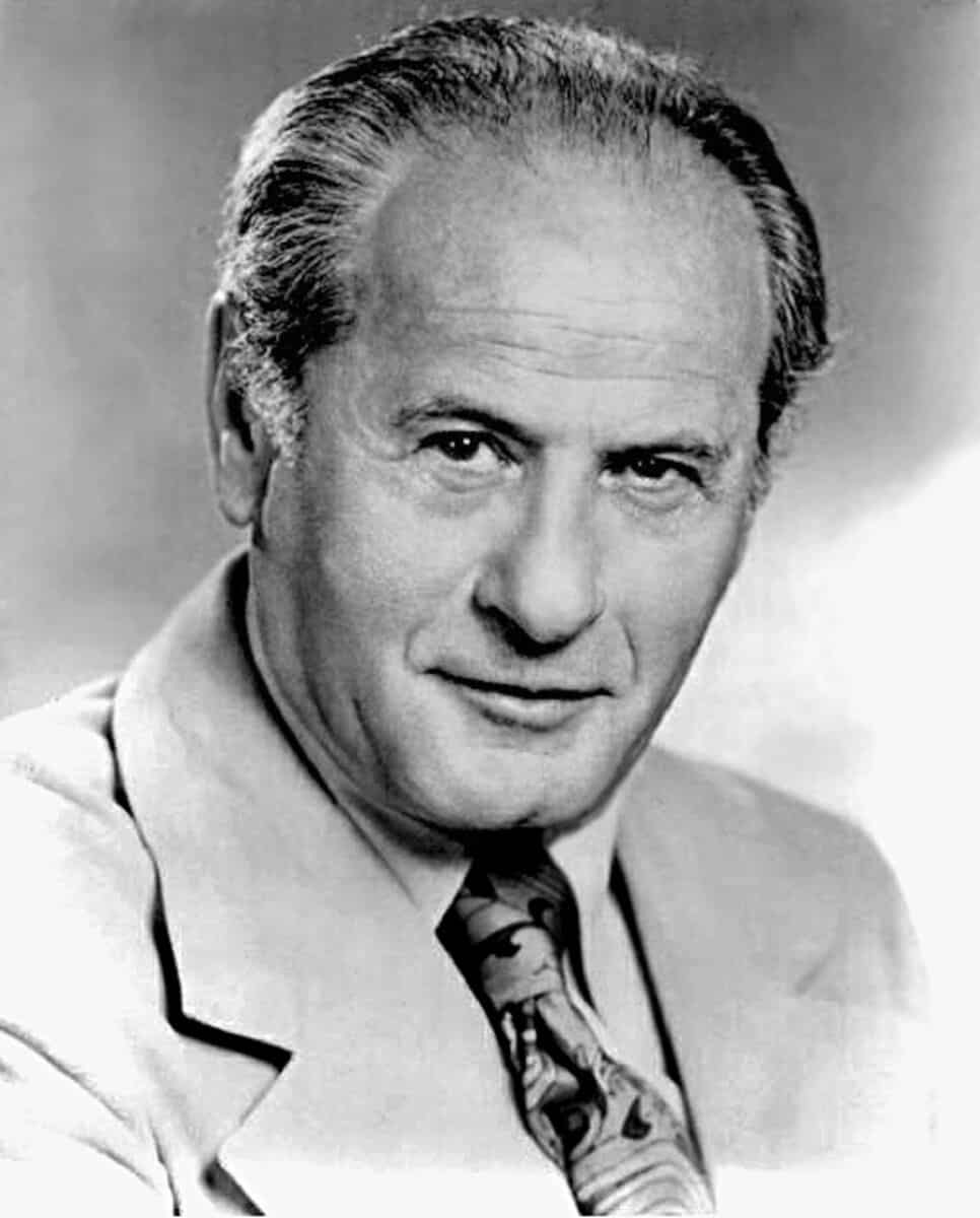 Eli Wallach - Famous Actor