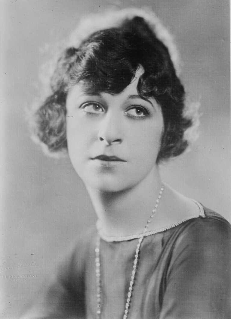 Fanny Brice - Famous Singer