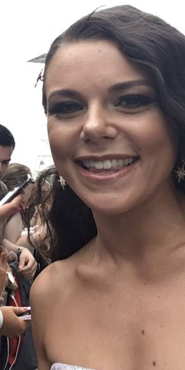 Faye Brookes - Famous Actress