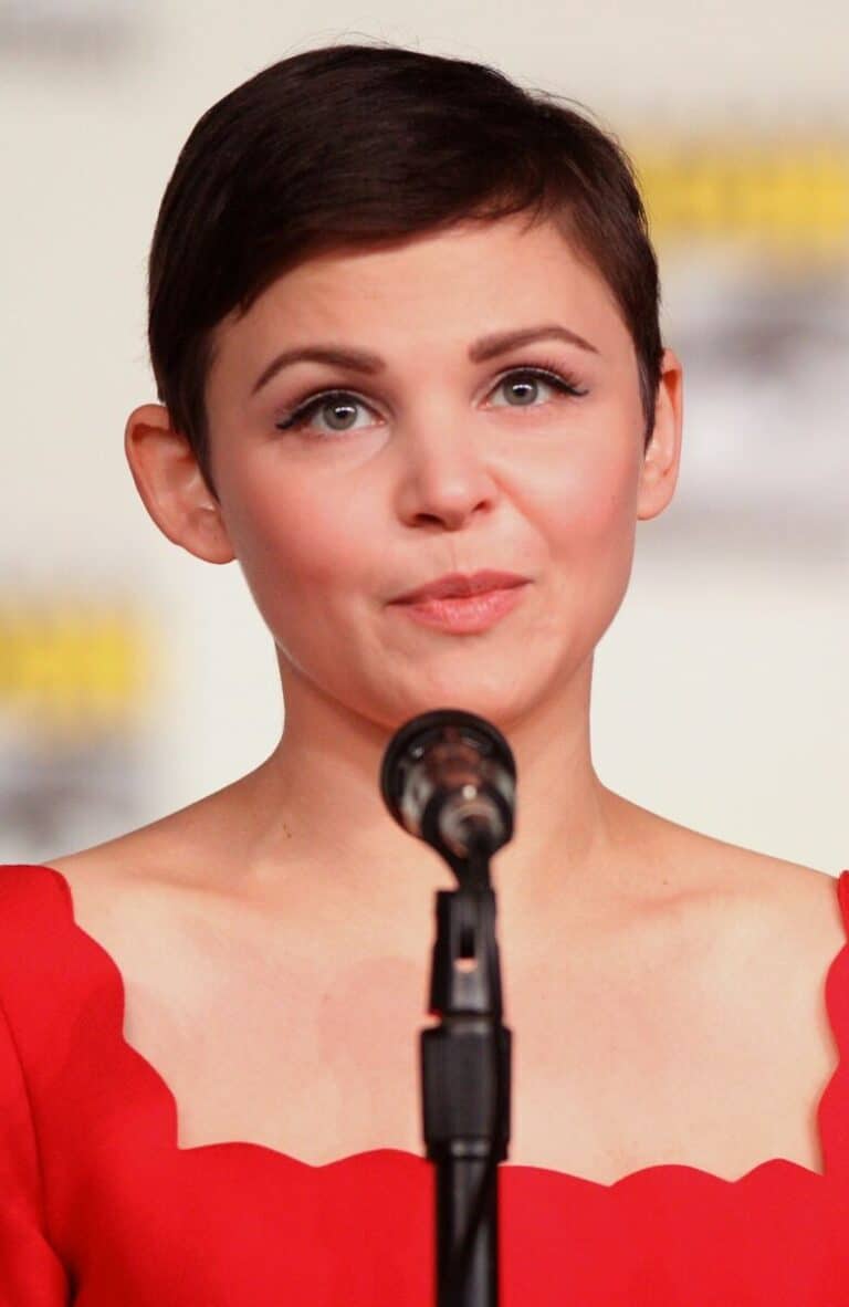 Ginnifer Goodwin - Famous Actor