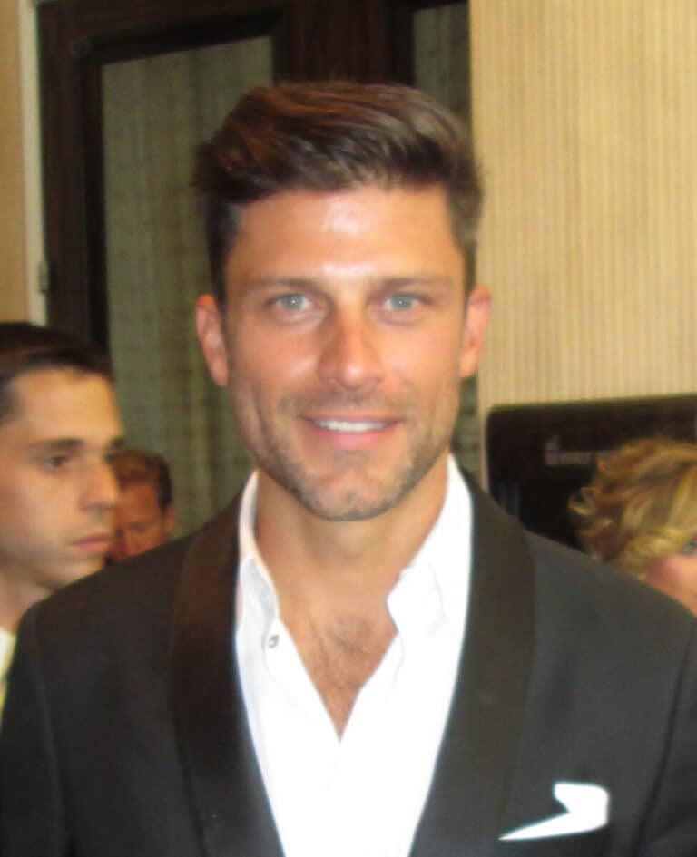 Greg Vaughan - Famous Actor