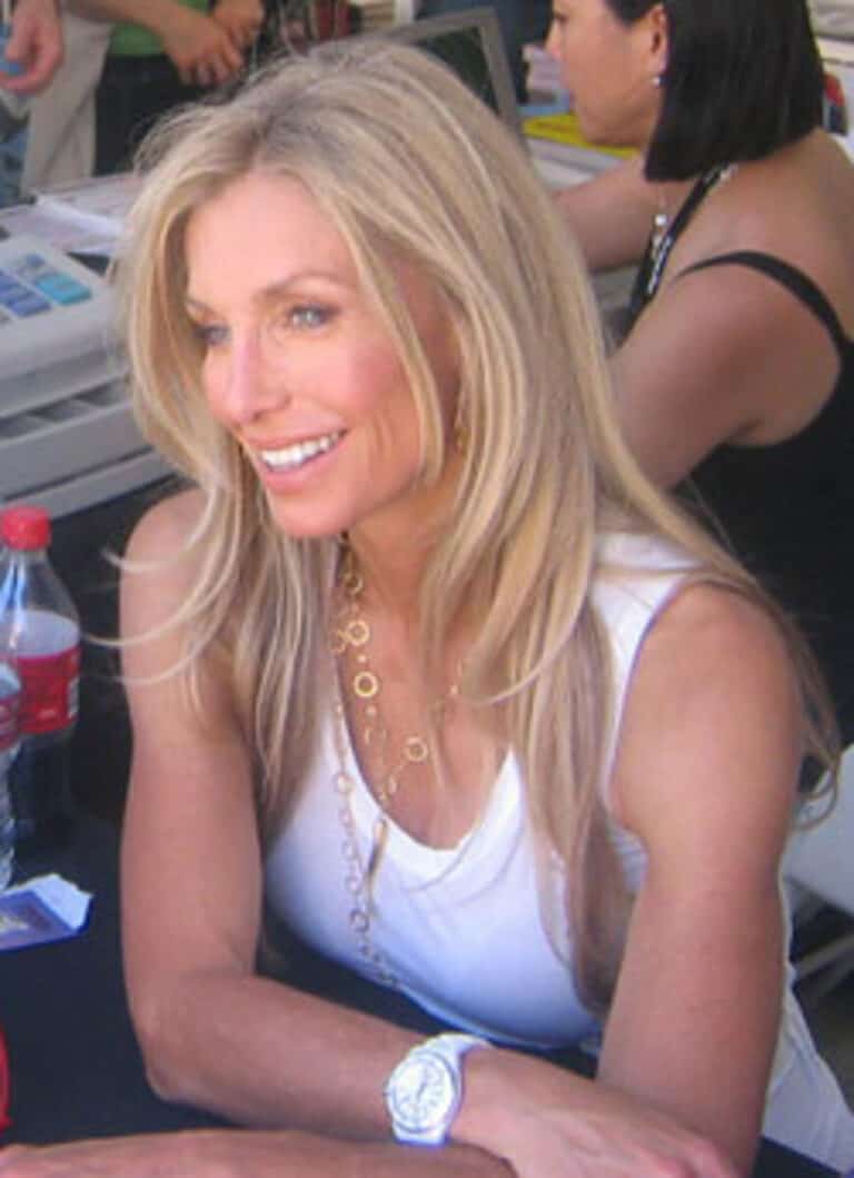 Heather Thomas Net Worth, spouse, young children, awards, movies