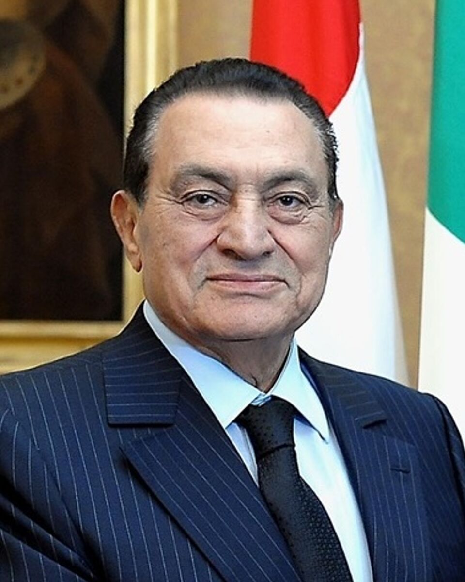 Hosni Mubarak - Famous Politician