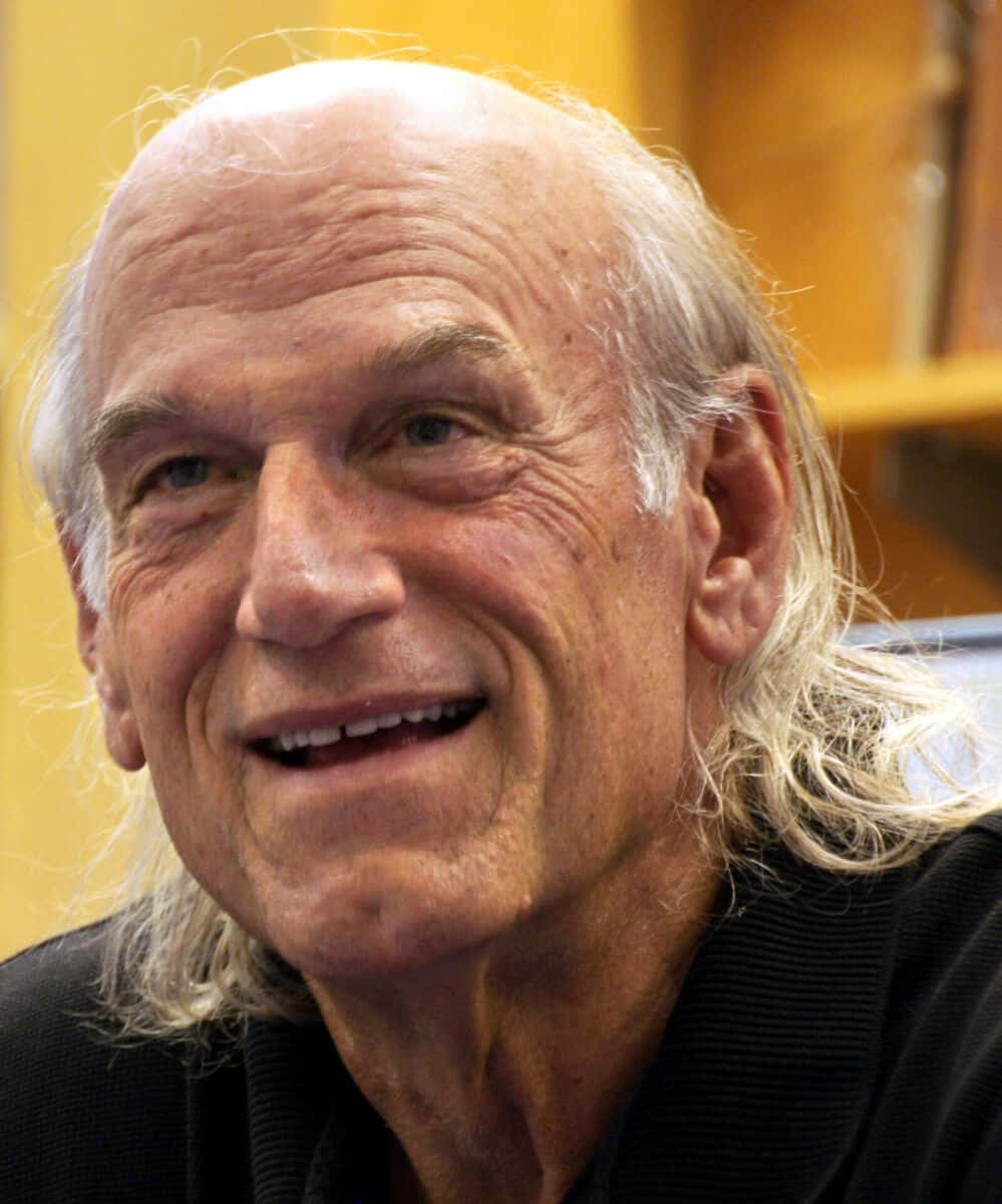 Jesse Ventura - Famous Storekeeper