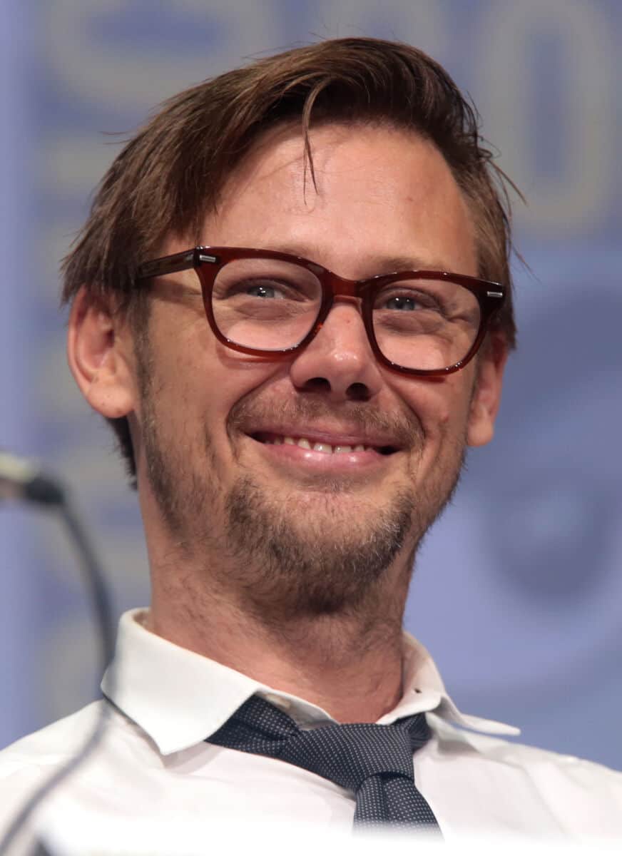Jimmi Simpson - Famous Film Producer