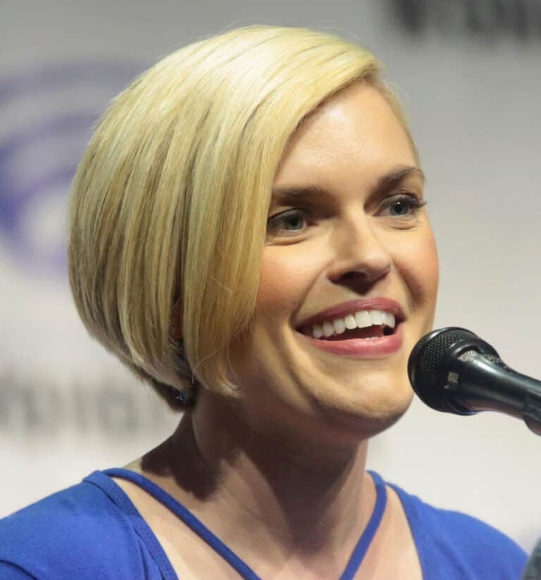 Kari Wahlgren - Famous Voice Actor