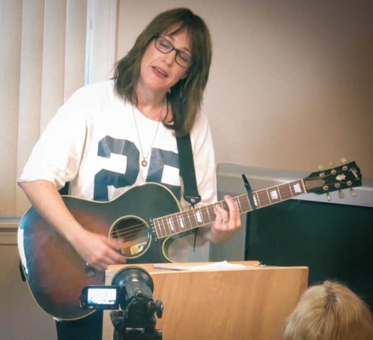 Kathleen Wilhoite - Famous Actor