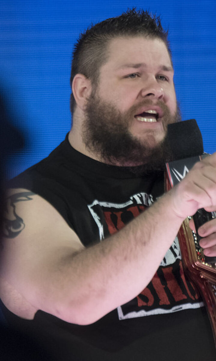 Kevin Owens net worth in Sports & Athletes category