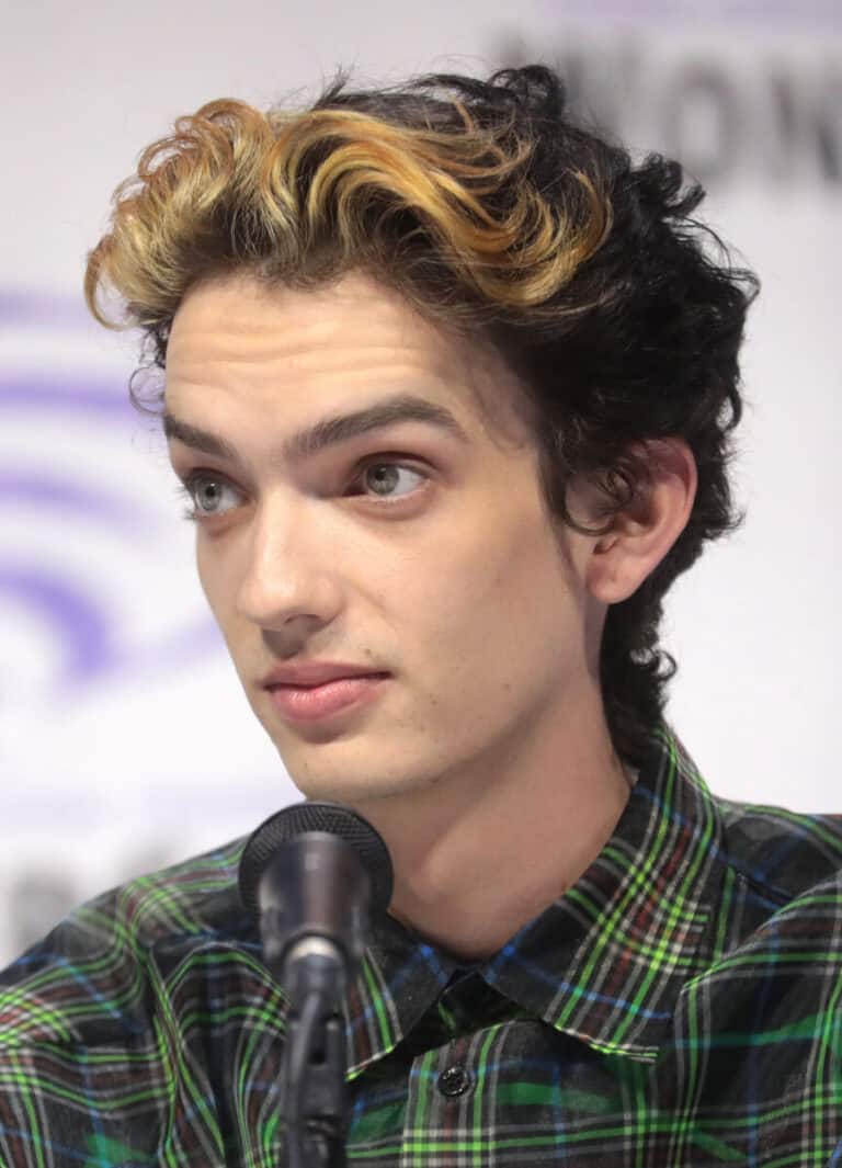 Kodi Smit-McPhee - Famous Actor