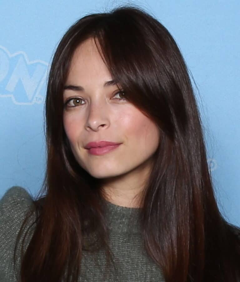 Kristin Kreuk - Famous Film Producer
