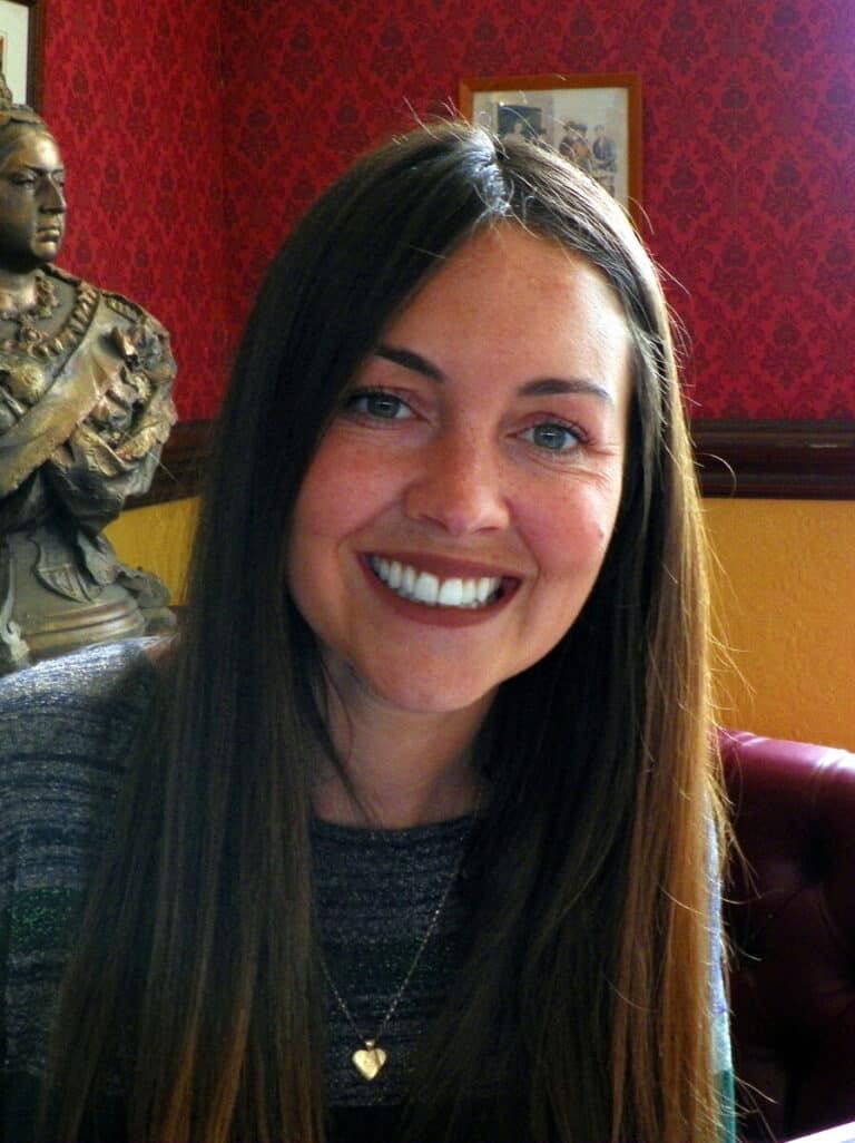 Lacey Turner - Famous Actor