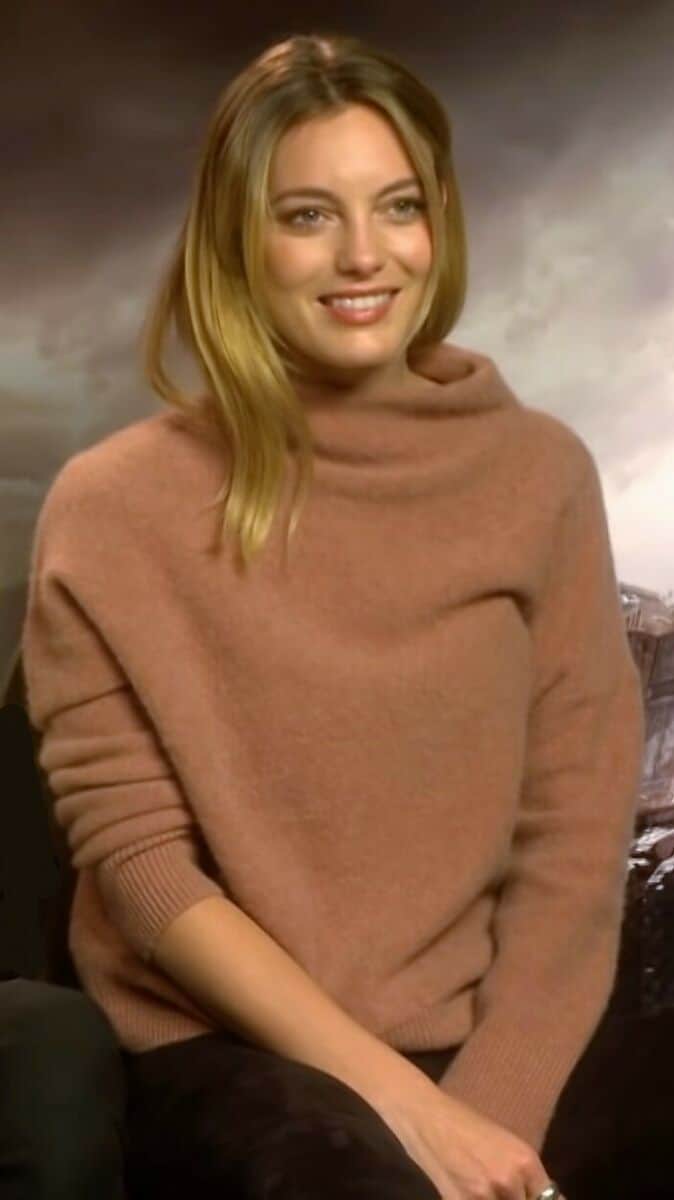 Leila George - Famous Actress