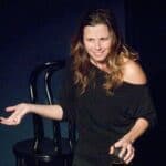 Linda Cardellini - Famous Actor