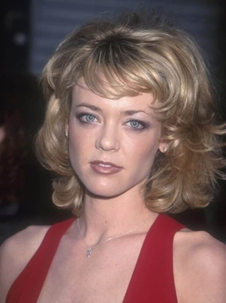 Lisa Robin Kelly - Famous Actor
