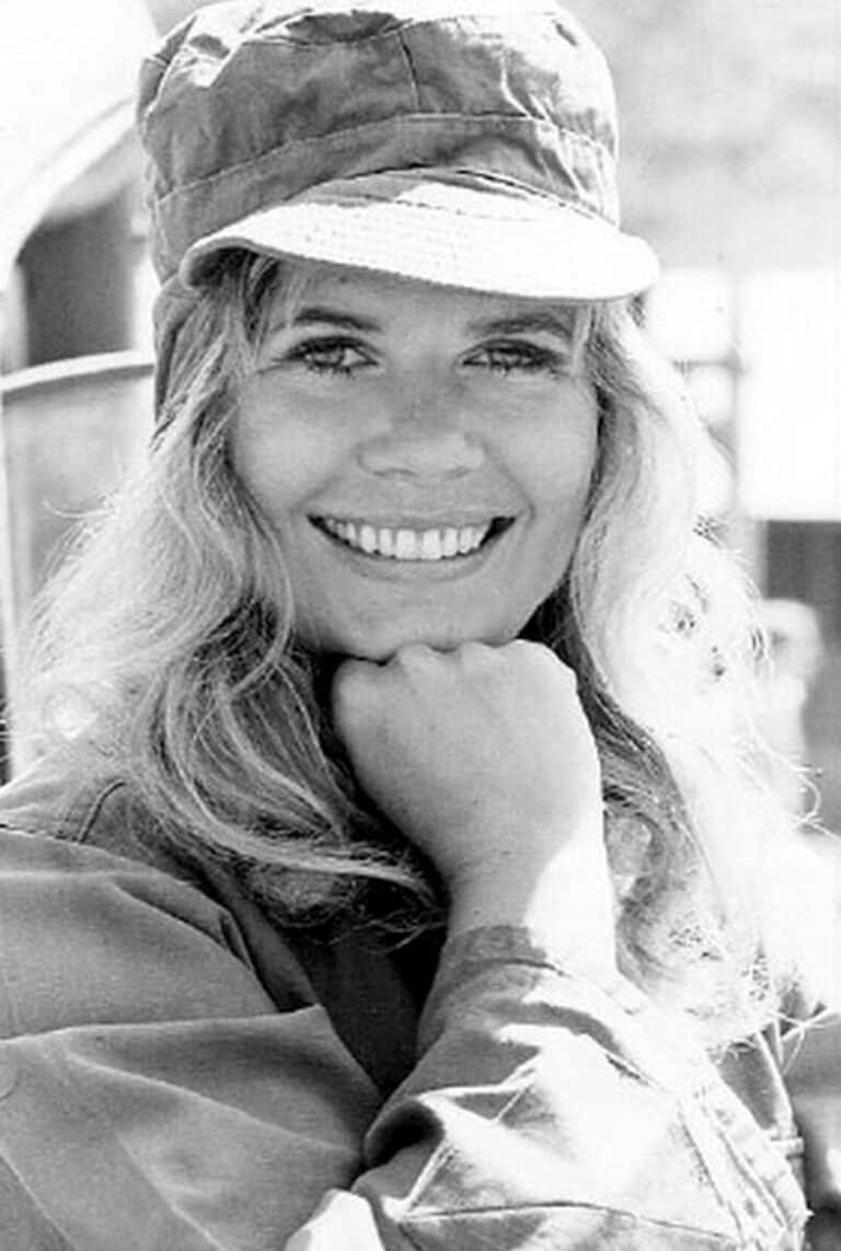 Loretta Swit - Famous Singer