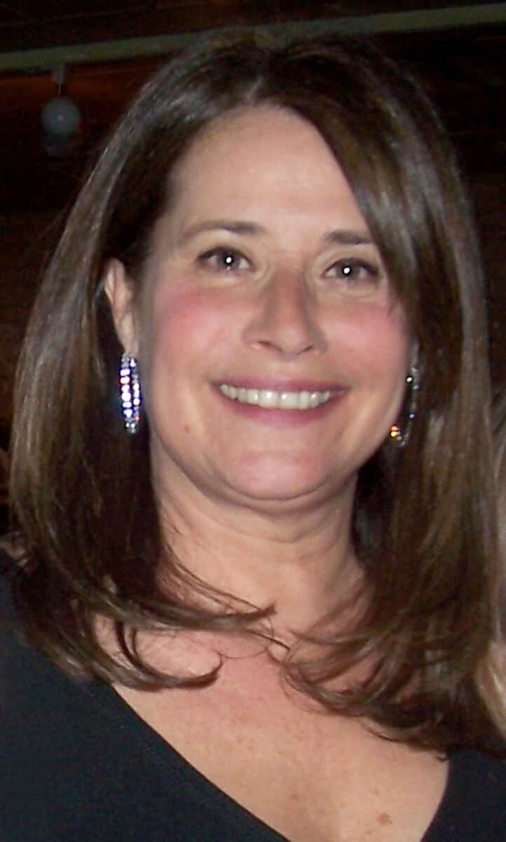 Lorraine Bracco Net Worth Spouse Young Children Awards Movies