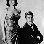 Mary Tyler Moore - Famous Musician