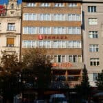 Madeleine Albright - Famous Politician