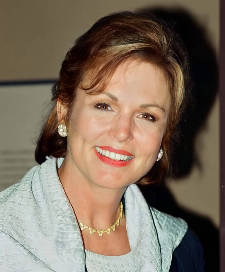 Phyllis George - Famous Businessperson